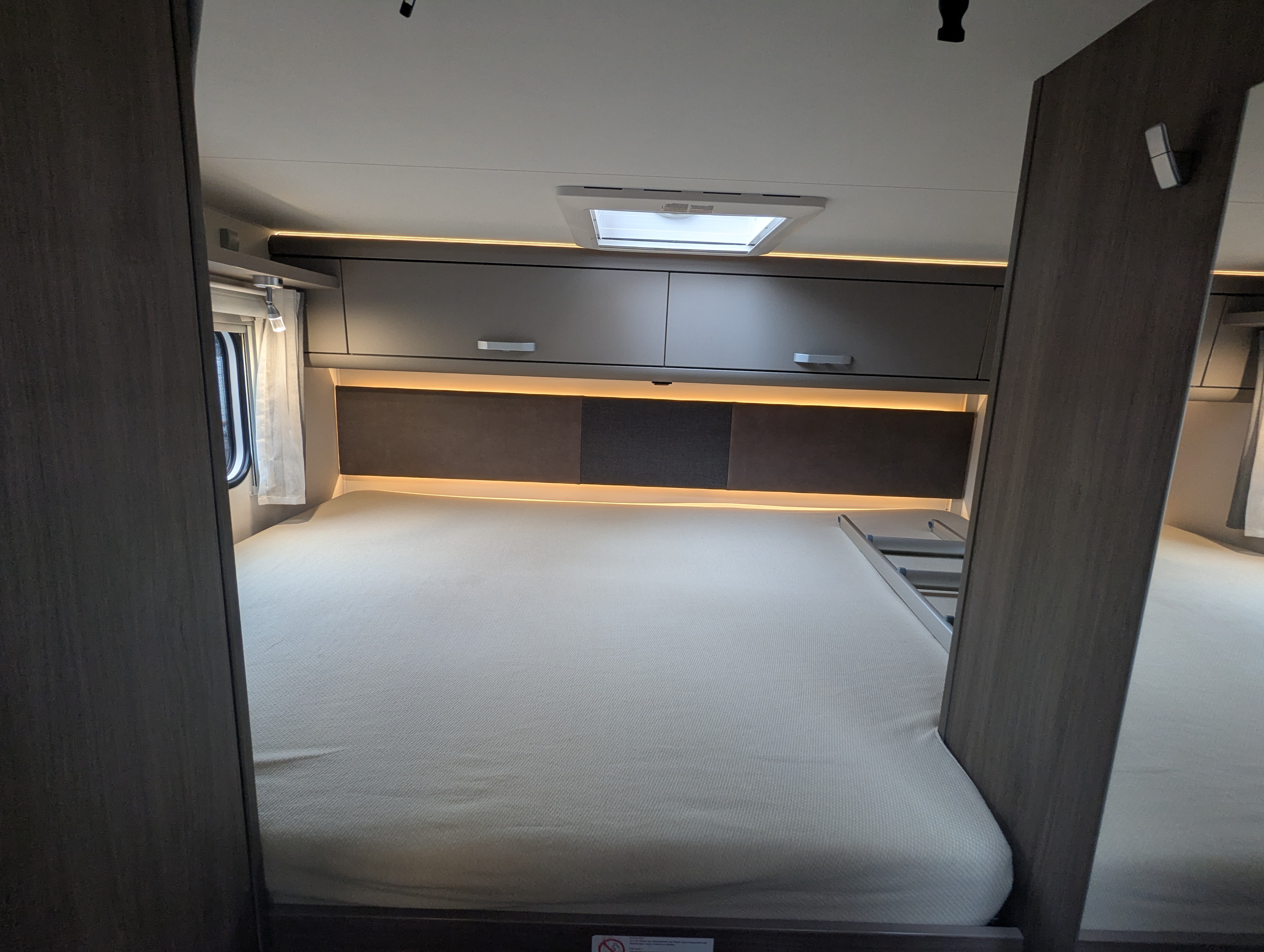 Carado A 464 innen 3